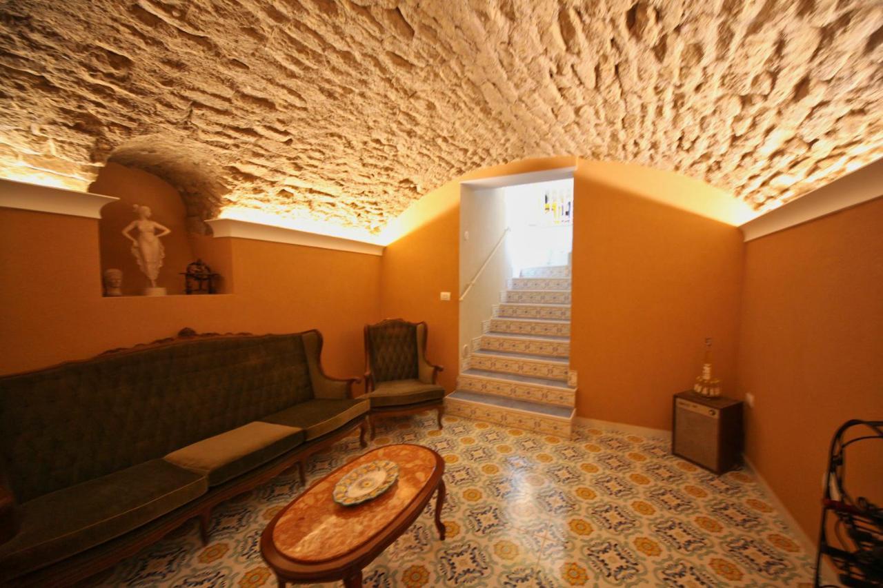 Bed and Breakfast Domus Vilù à Nocera Superiore Extérieur photo